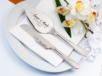 Personalized cake server set – perfect wedding gift